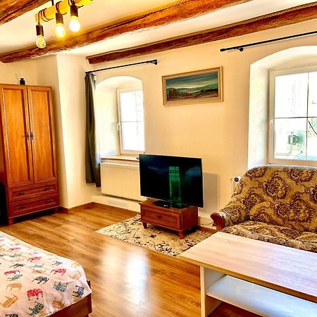 Apartman Velicka Vinaren Poprad Exteriér fotografie