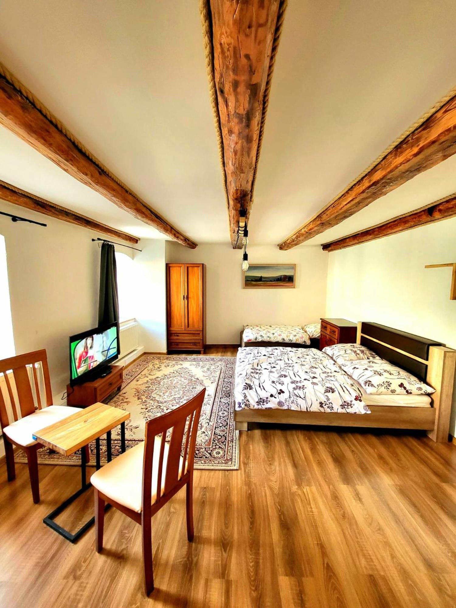 Apartman Velicka Vinaren Poprad Exteriér fotografie