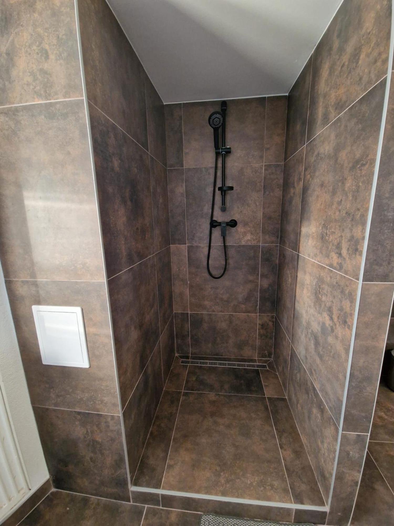 Apartman Velicka Vinaren Poprad Exteriér fotografie