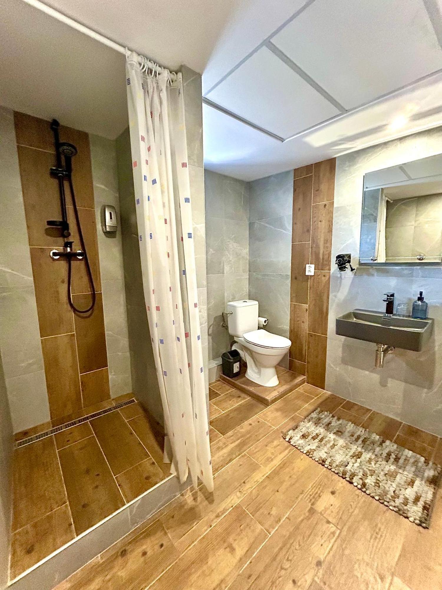 Apartman Velicka Vinaren Poprad Exteriér fotografie