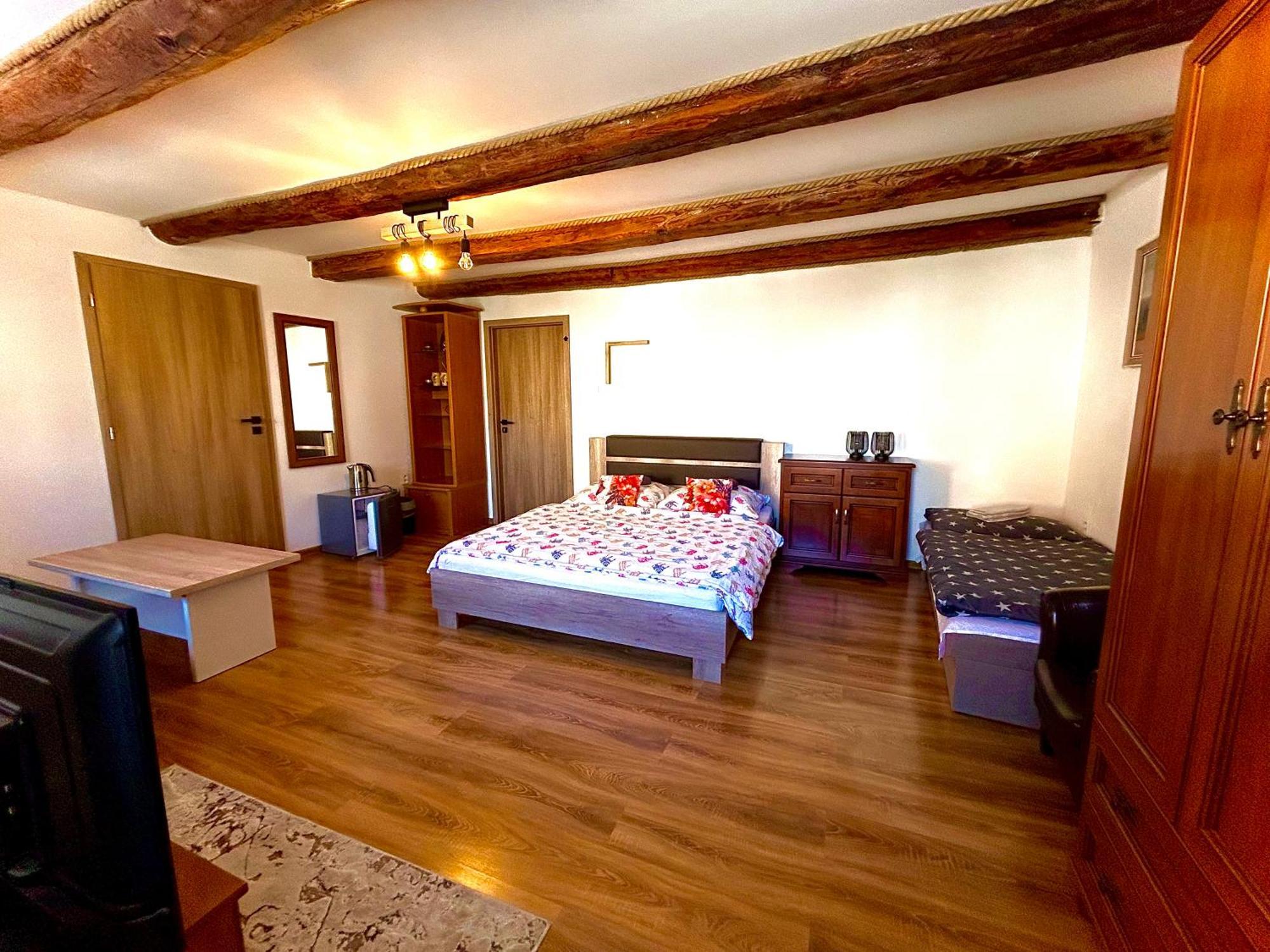 Apartman Velicka Vinaren Poprad Exteriér fotografie